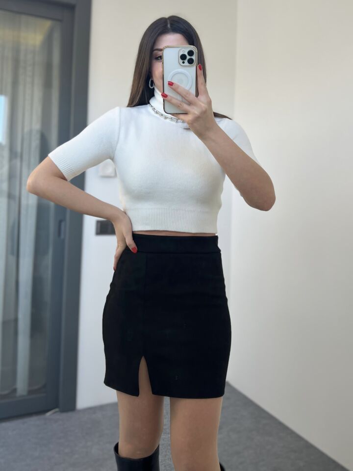 Nubuk Yırtmaçlı Mini Etek