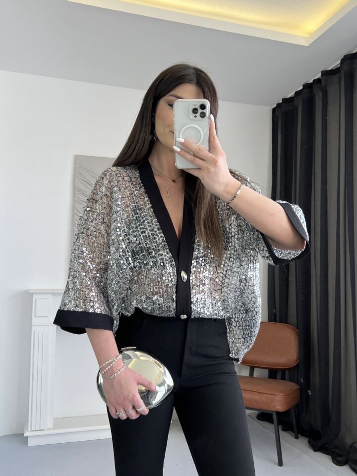 Pul Payet Şeritli Kimono