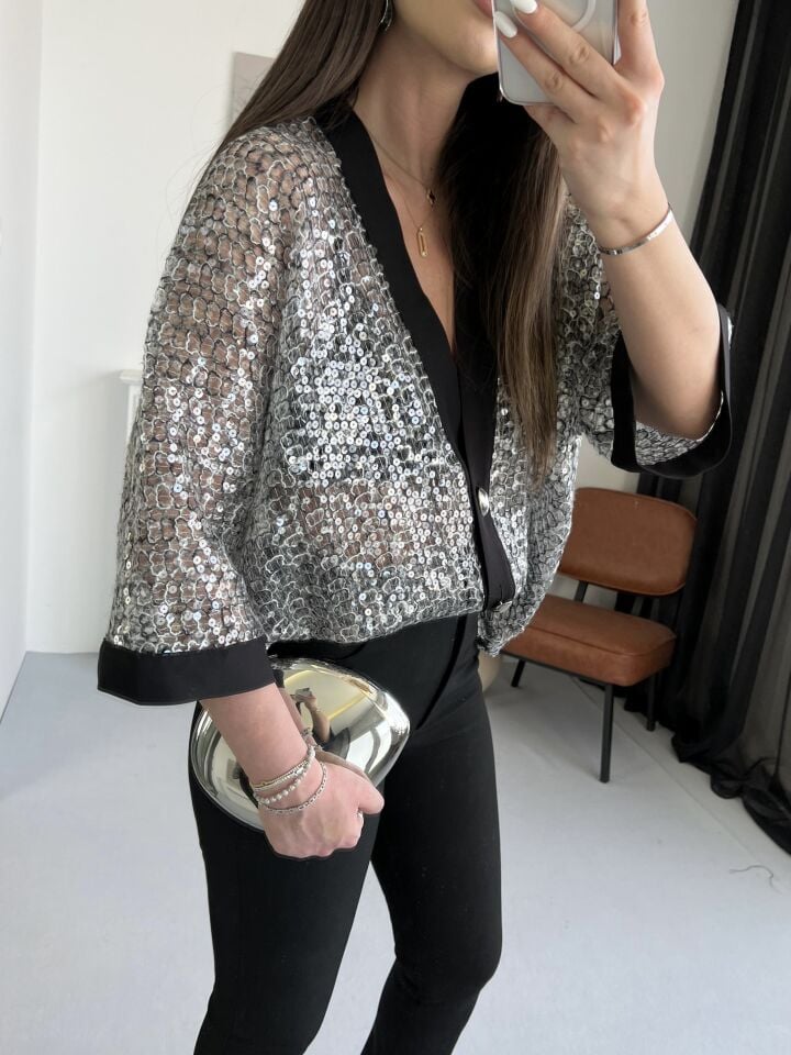Pul Payet Şeritli Kimono