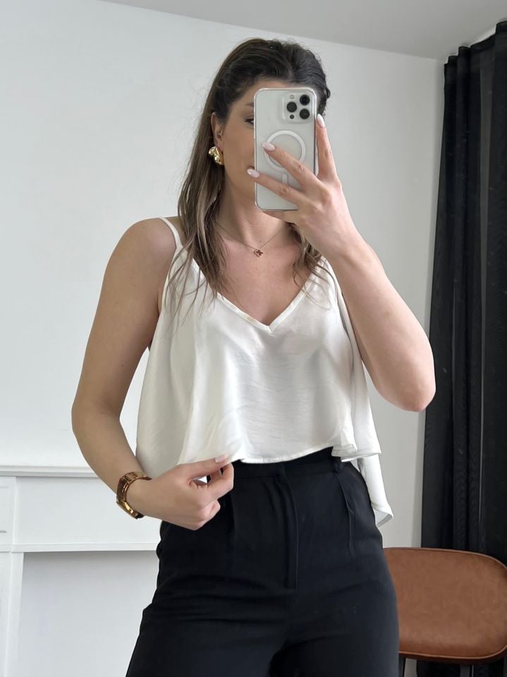 Beyaz Askılı Saten Bluz