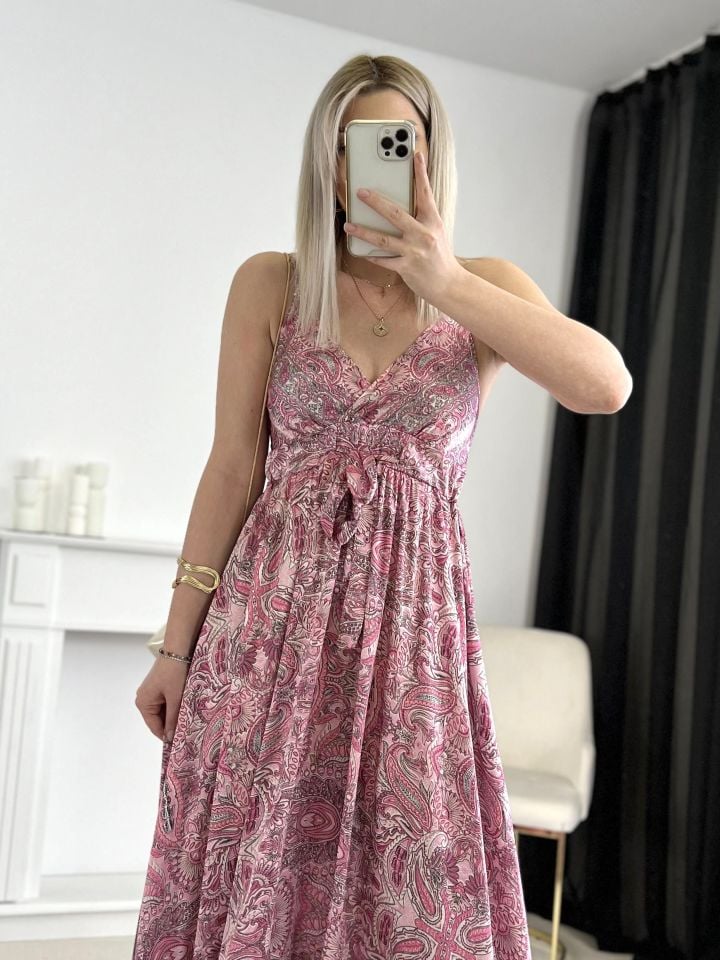 Pembe Beli Lastikli Önden Kuşak Detay Çiçek Desen Saten Elbise