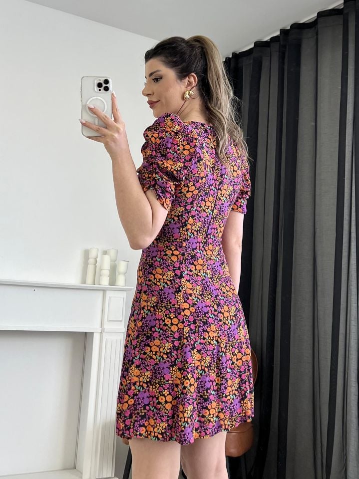 Çiçek Desenli Mini Elbise