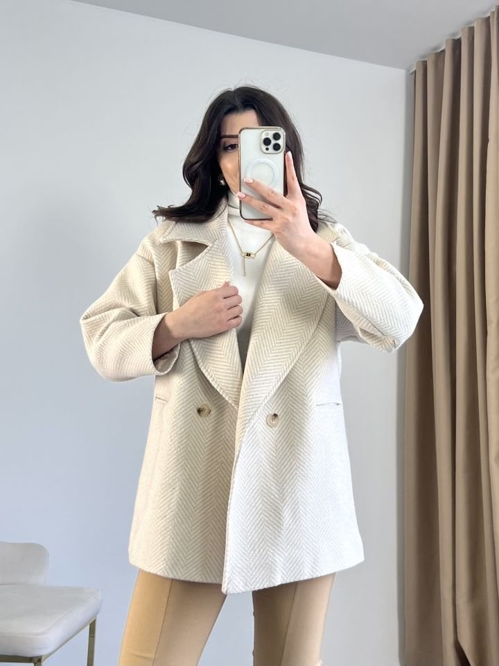 Krem Balıksırtı Oversize Kaban