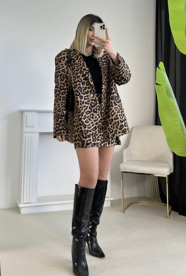 Leopar Desen Kemer Detay Şort Etek