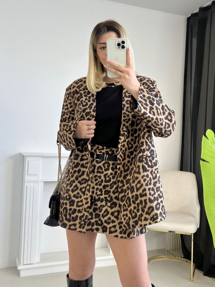 Leopar Desen Gold Düğme Detay Blazer Ceket