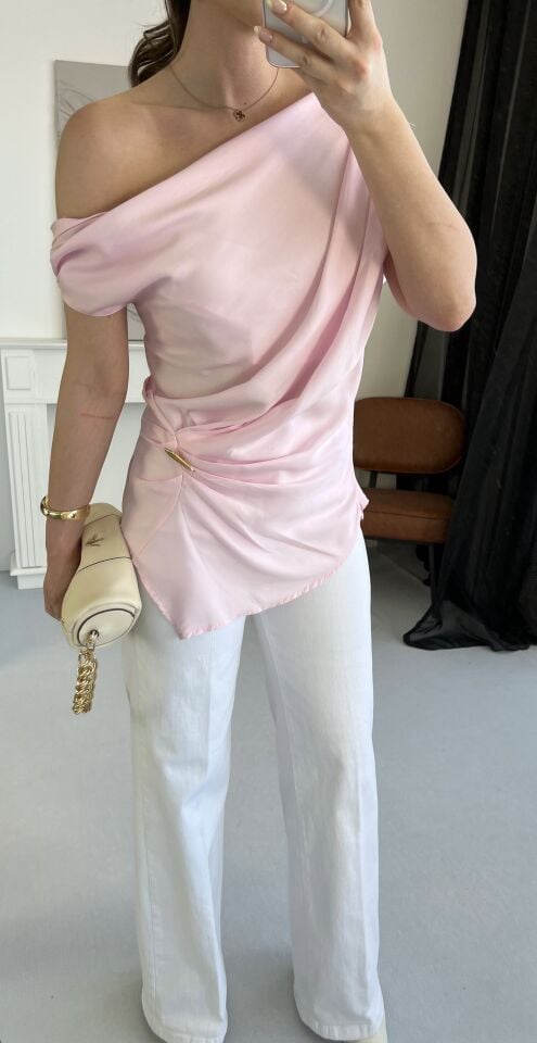 Gold Detay Drapeli Pembe Bluz