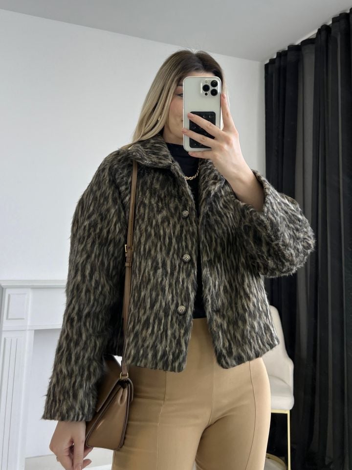 Leopar Desen Yakalı Ceket