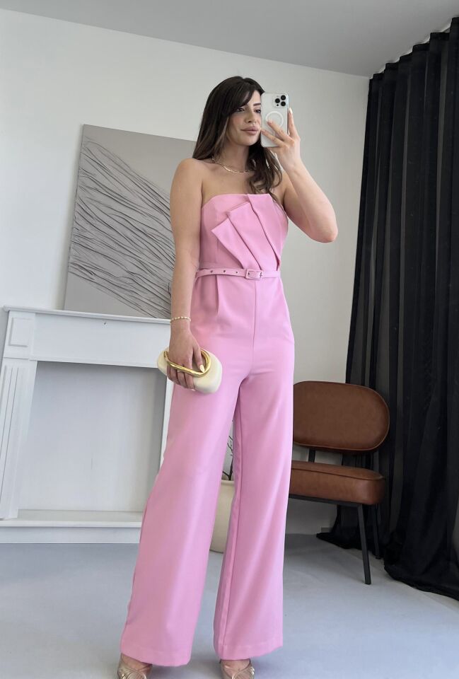 Yaka Detaylı Kemerli Şık Pembe Tulum