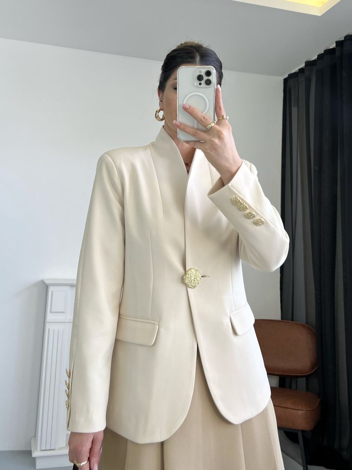 Taş Gold Düğme Detay Blazer Ceket