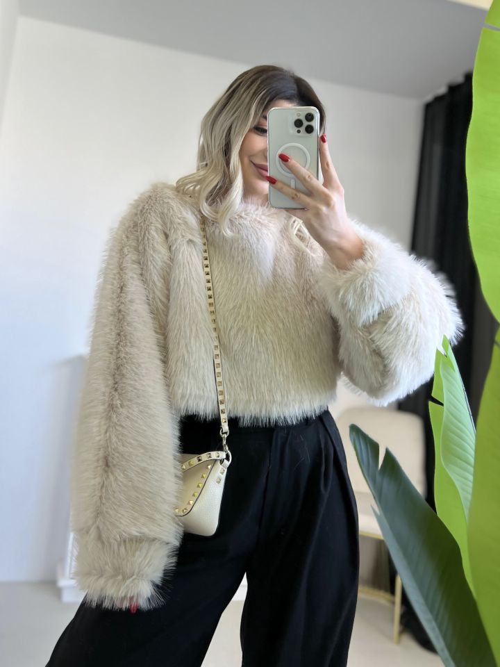 Krem Kürk Detay Crop Bluz