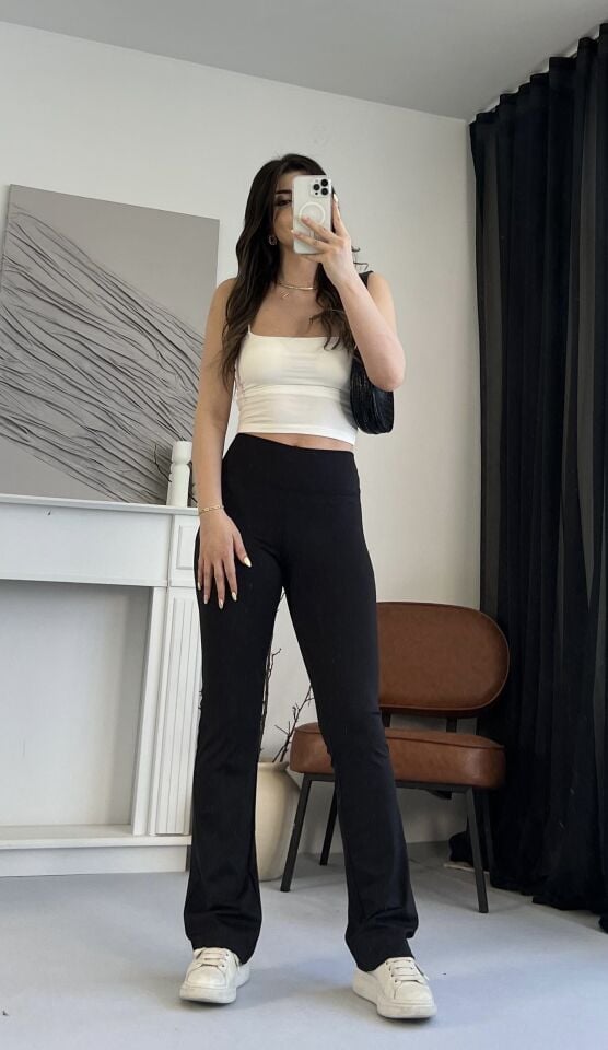 Göğüs Pedli Beyaz Crop