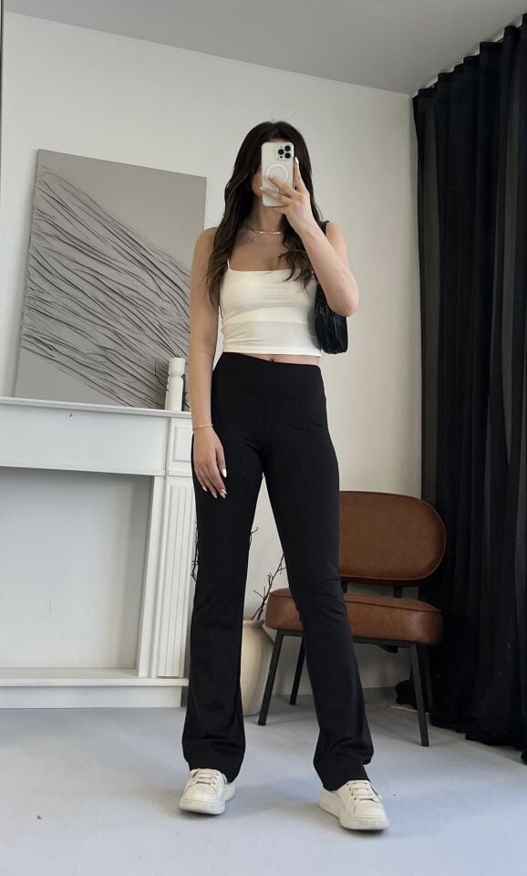 Göğüs Pedli Beyaz Crop