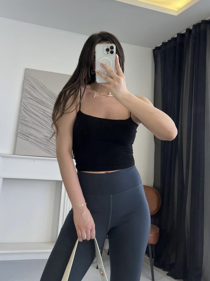 Göğüs Pedli Siyah Crop