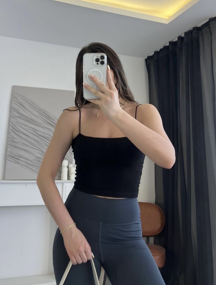 Göğüs Pedli Siyah Crop