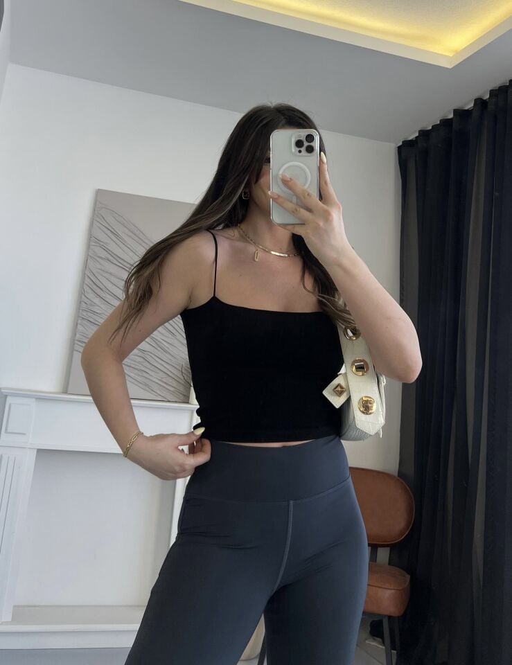 Göğüs Pedli Siyah Crop