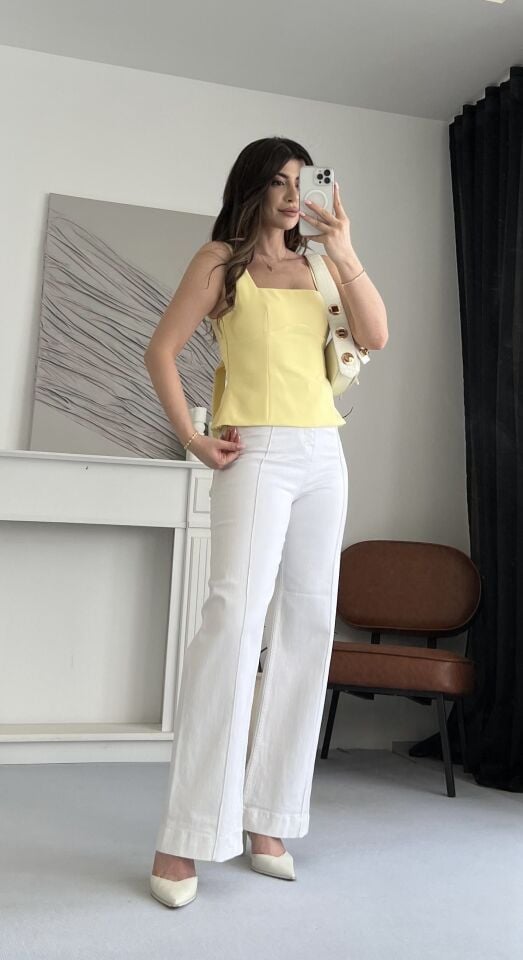 Fiyonk Detaylı Tasarım Sarı Bluz