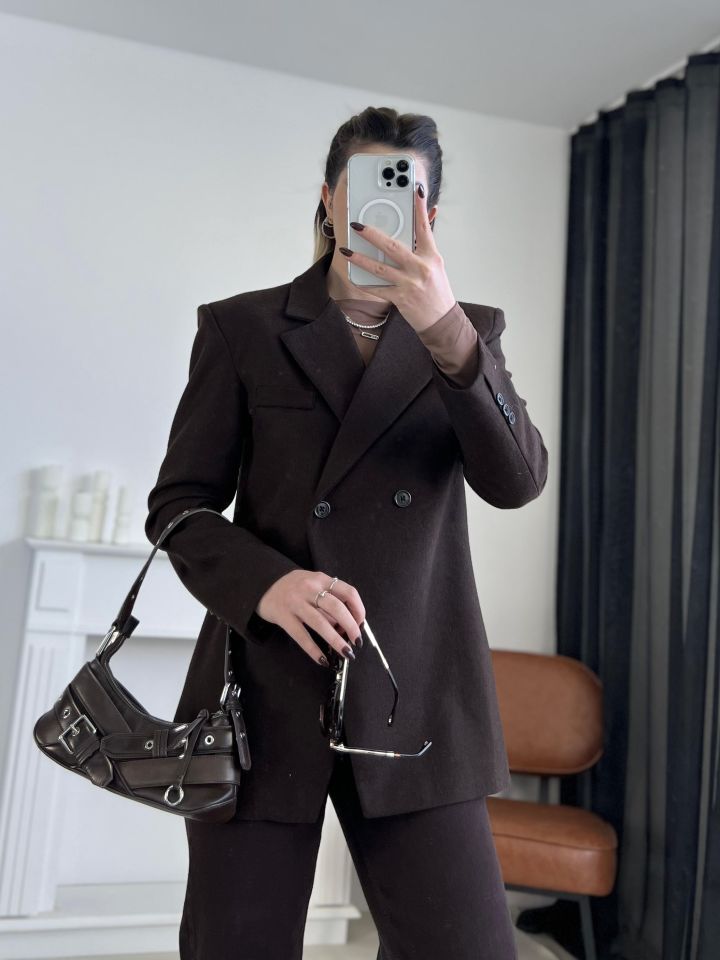 Koyu Kahve Asimetrik Kesim Kaşe Ceket