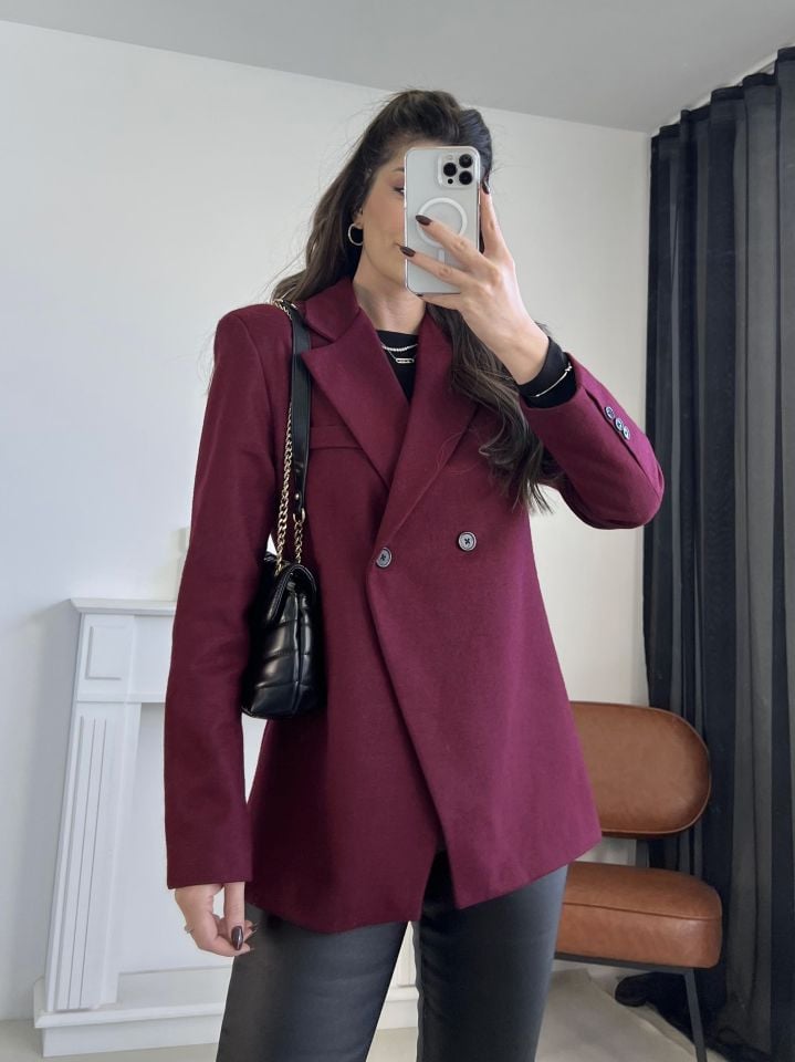 Bordo Asimetrik Kesim Kaşe Ceket
