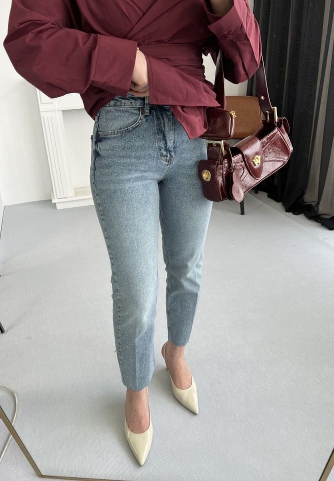 Açık Taşlanmış Boy Fit Jean