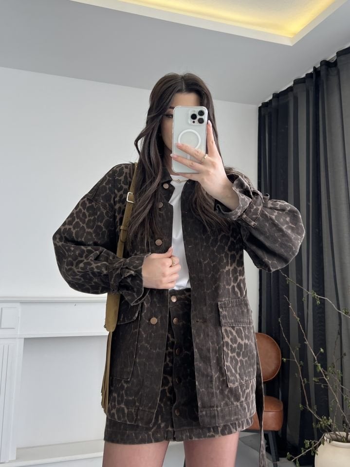 Leopar Desen Kuşaklı Jean Ceket