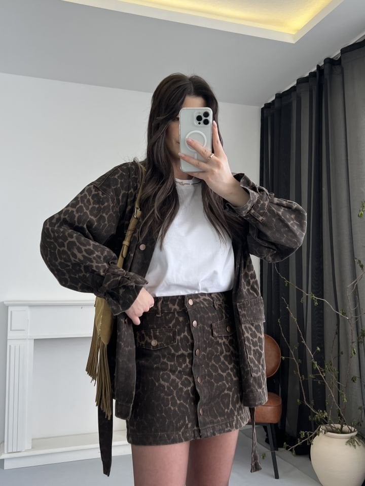 Leopar Desen Kuşaklı Jean Ceket