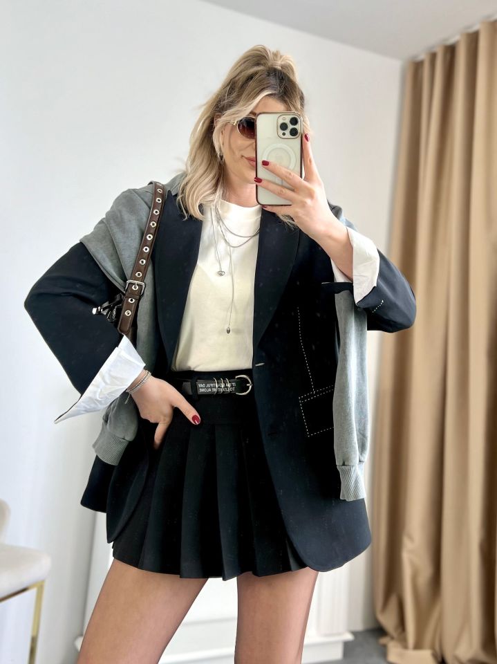 Siyah Spor Dikiş Ve Kol Detay Blazer Ceket