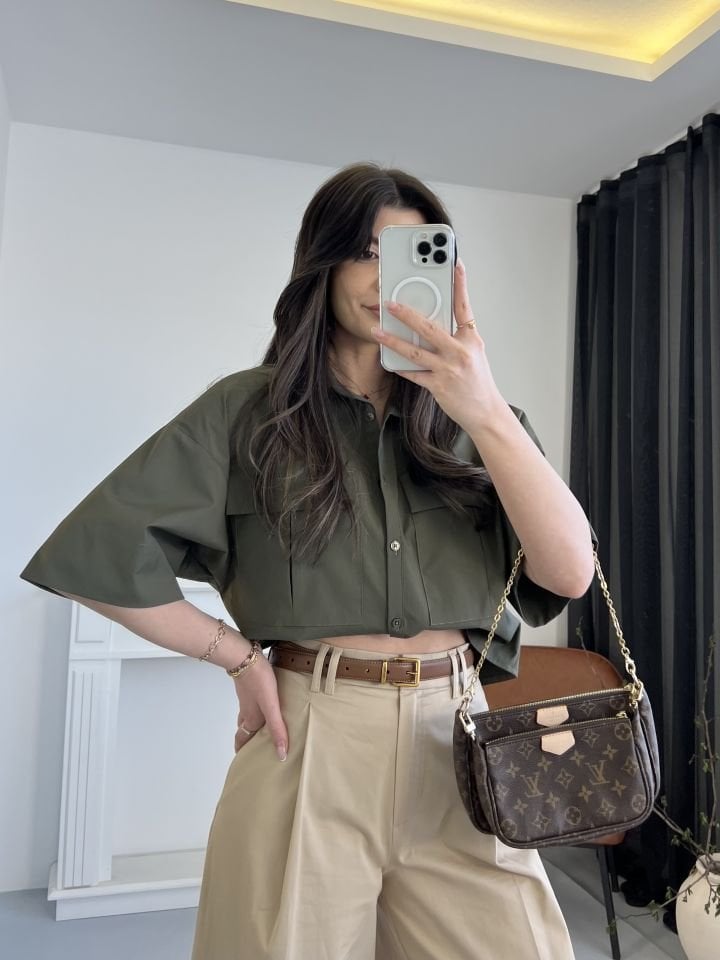 Oversize Cep Detaylı Haki gömlek