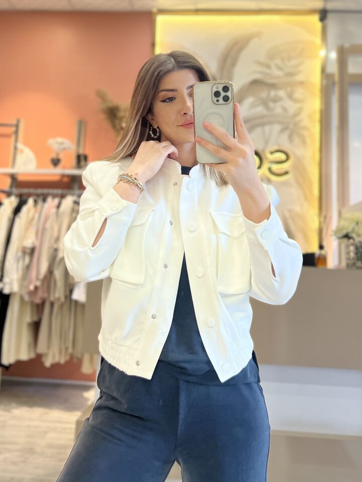 Beyaz Bomber Ceket
