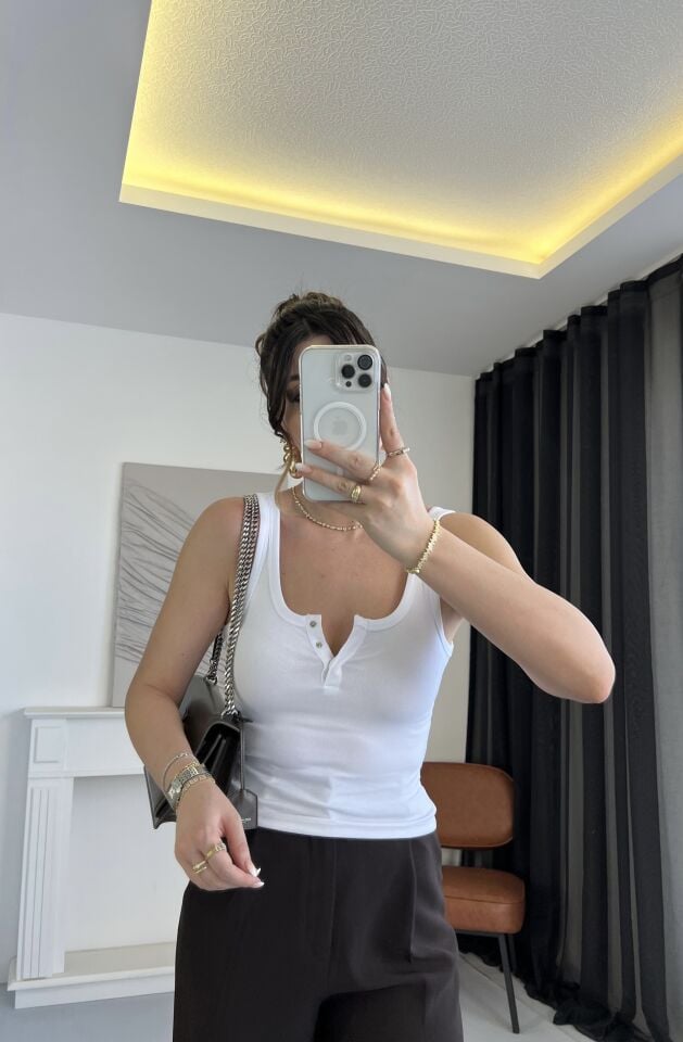 Çıtçıt Detaylı Esnek Beyaz Atlet