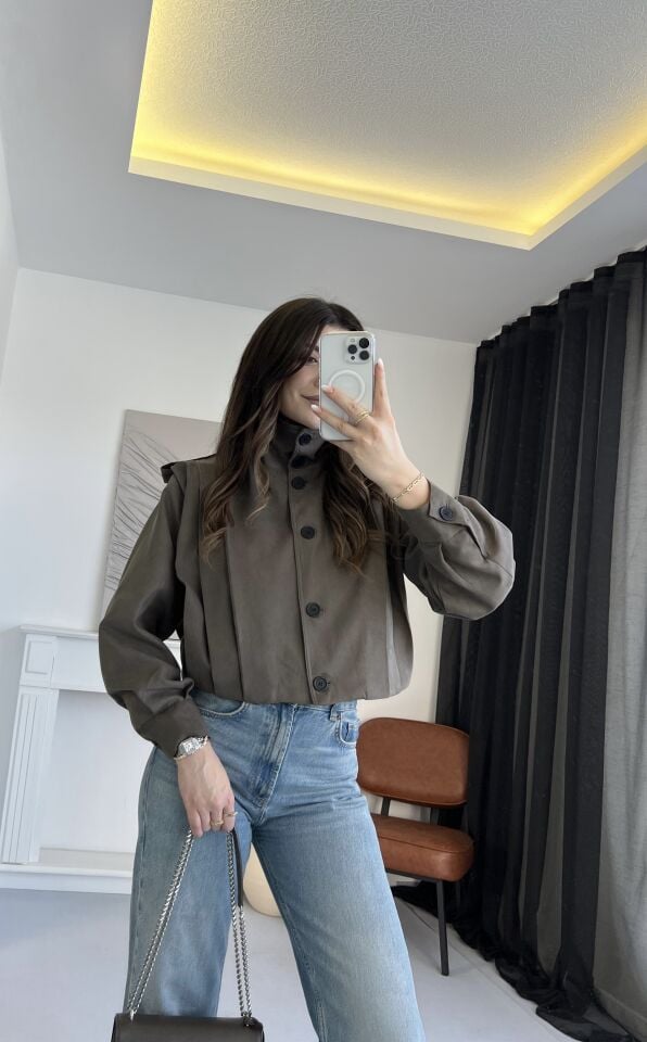 Marka Model Dik Yaka Nubuk Haki Ceket