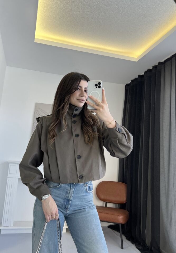 Marka Model Dik Yaka Nubuk Haki Ceket
