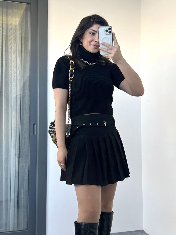 Siyah Tam Balıkçı Fitilli Crop Kazak