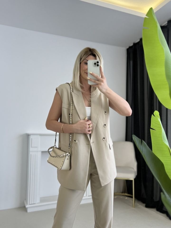 Bej Yelek Pantolon Takım