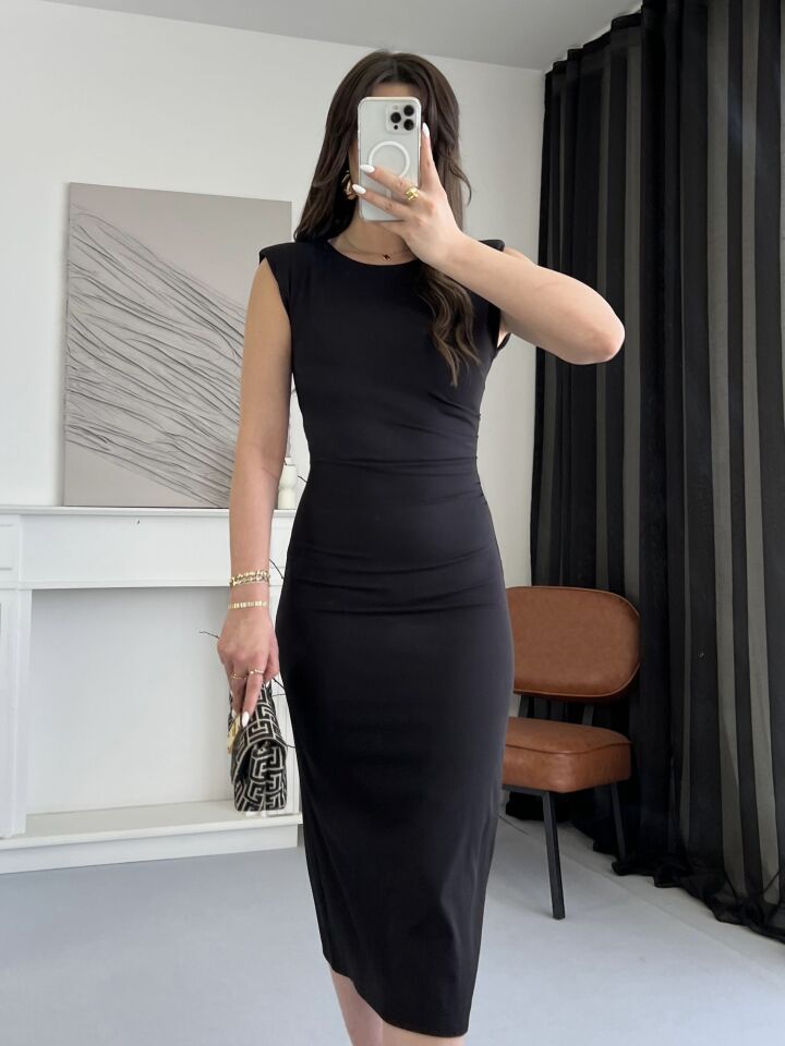 Vatkalı Drape Detaylı Siyah Kalem Elbise