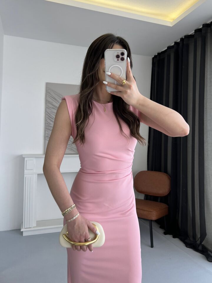 Vatkalı Drape Detaylı Pembe Kalem Elbise
