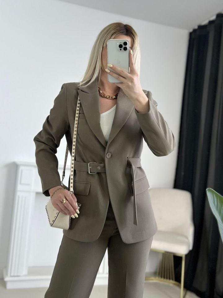 Haki Kemer Detay Blazer Ceket