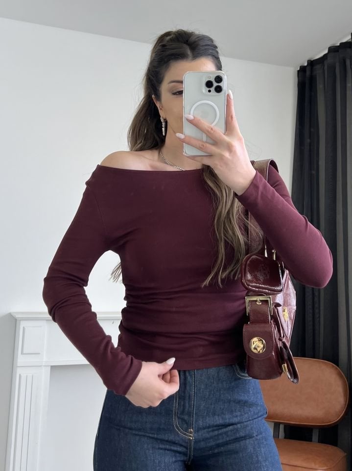 Bordo Büzgülü Kayık Yaka Bluz